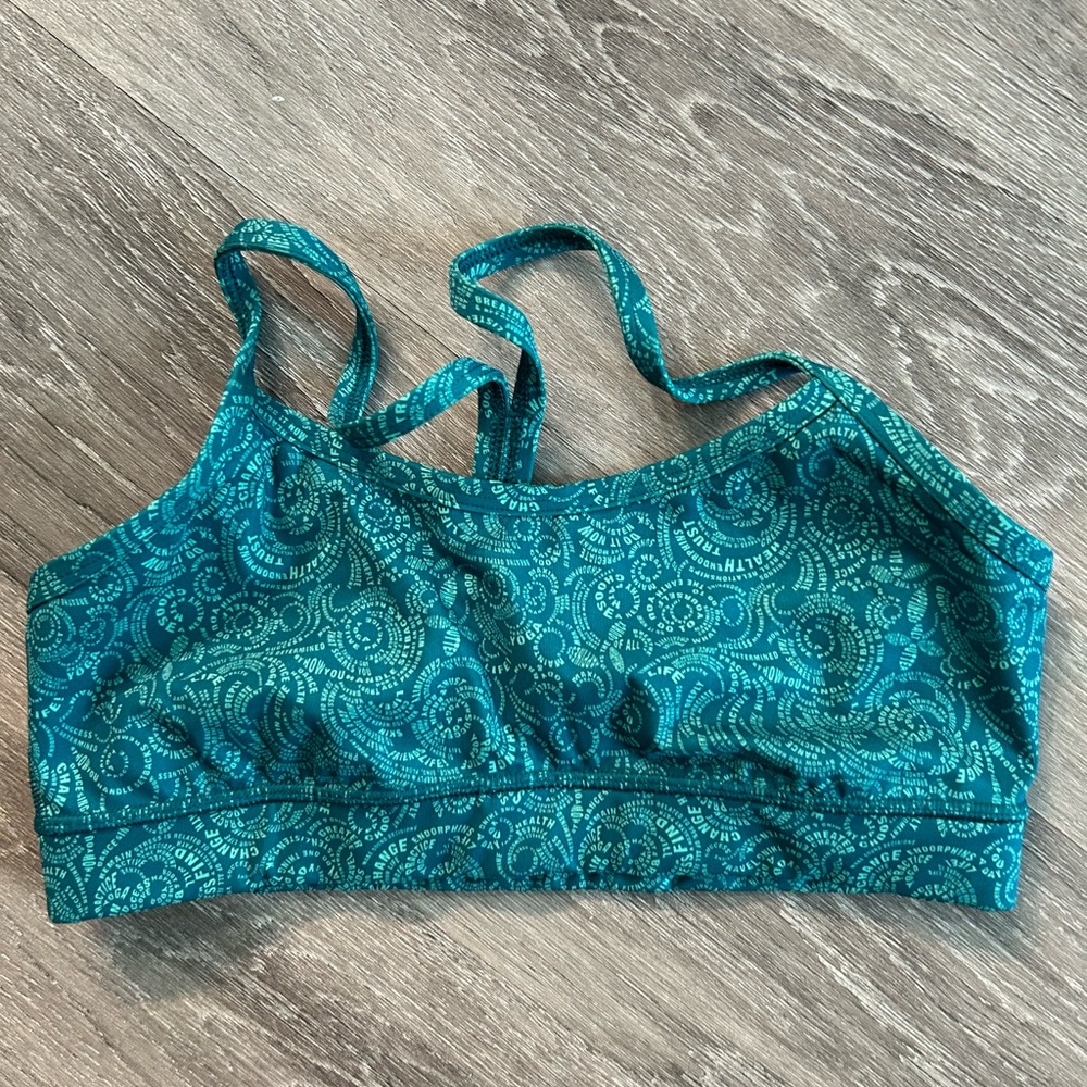 Lululemon sports bra